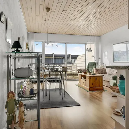 Gorgeous In With Kitchen